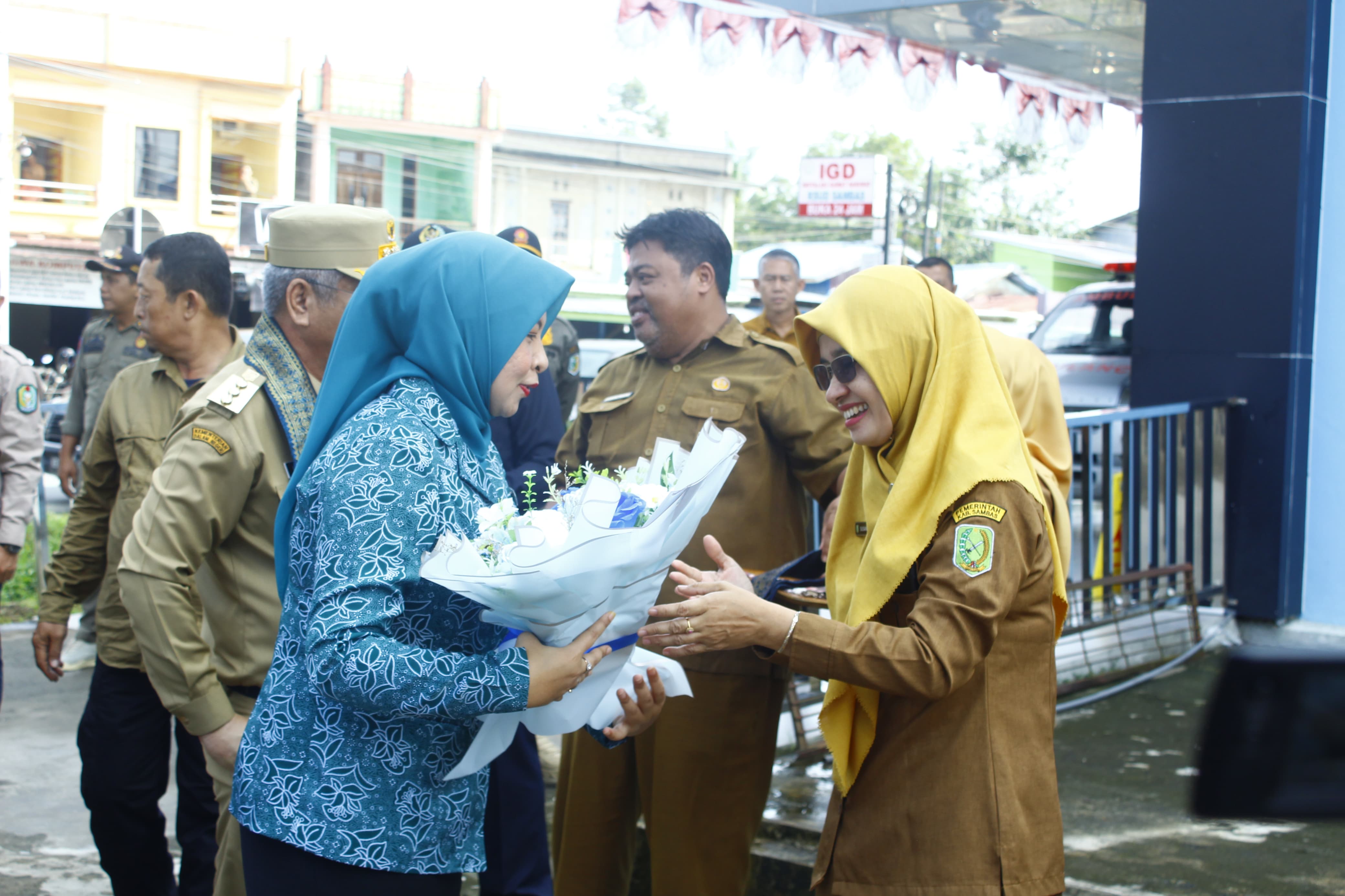 Kunjungan Pj. Gubernur dan Resmikan Sarana Kesehatan Pemeriksaan Calon Pekerja Migran Indonesia di RSUD Sambas